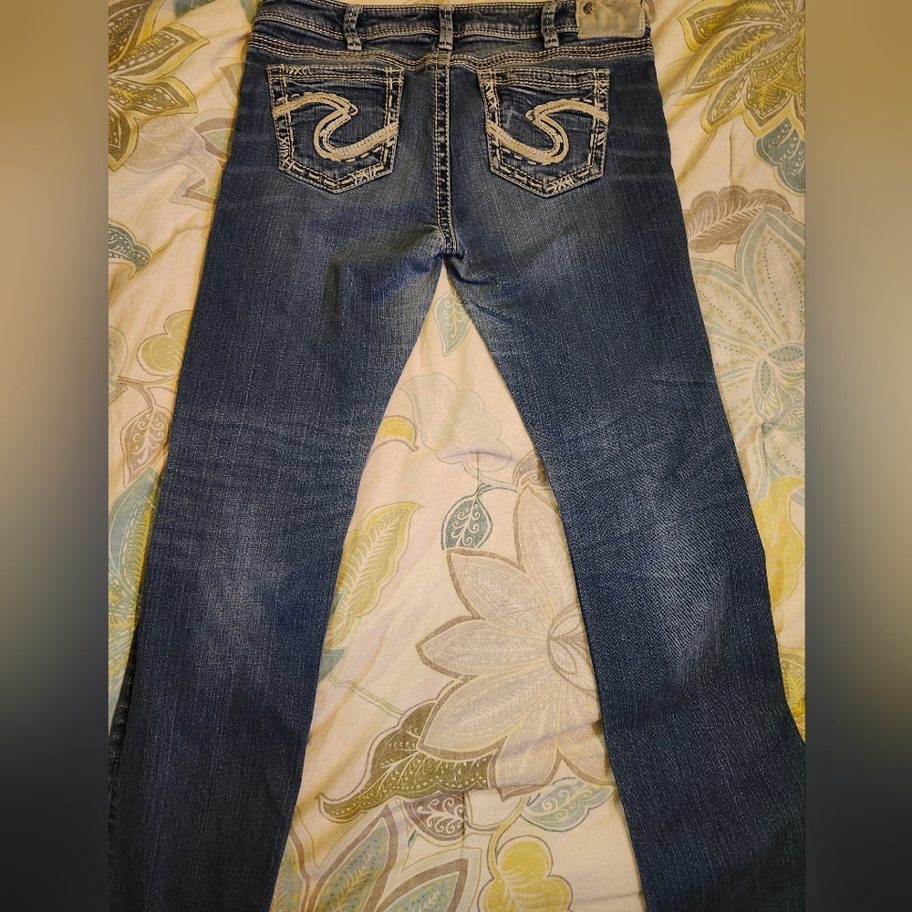 Women's W32/L33 Silver Jeans!! :)